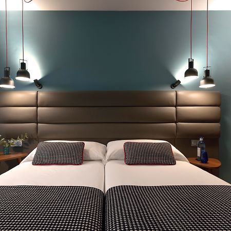 Hotel Pamplona Plaza Kültér fotó