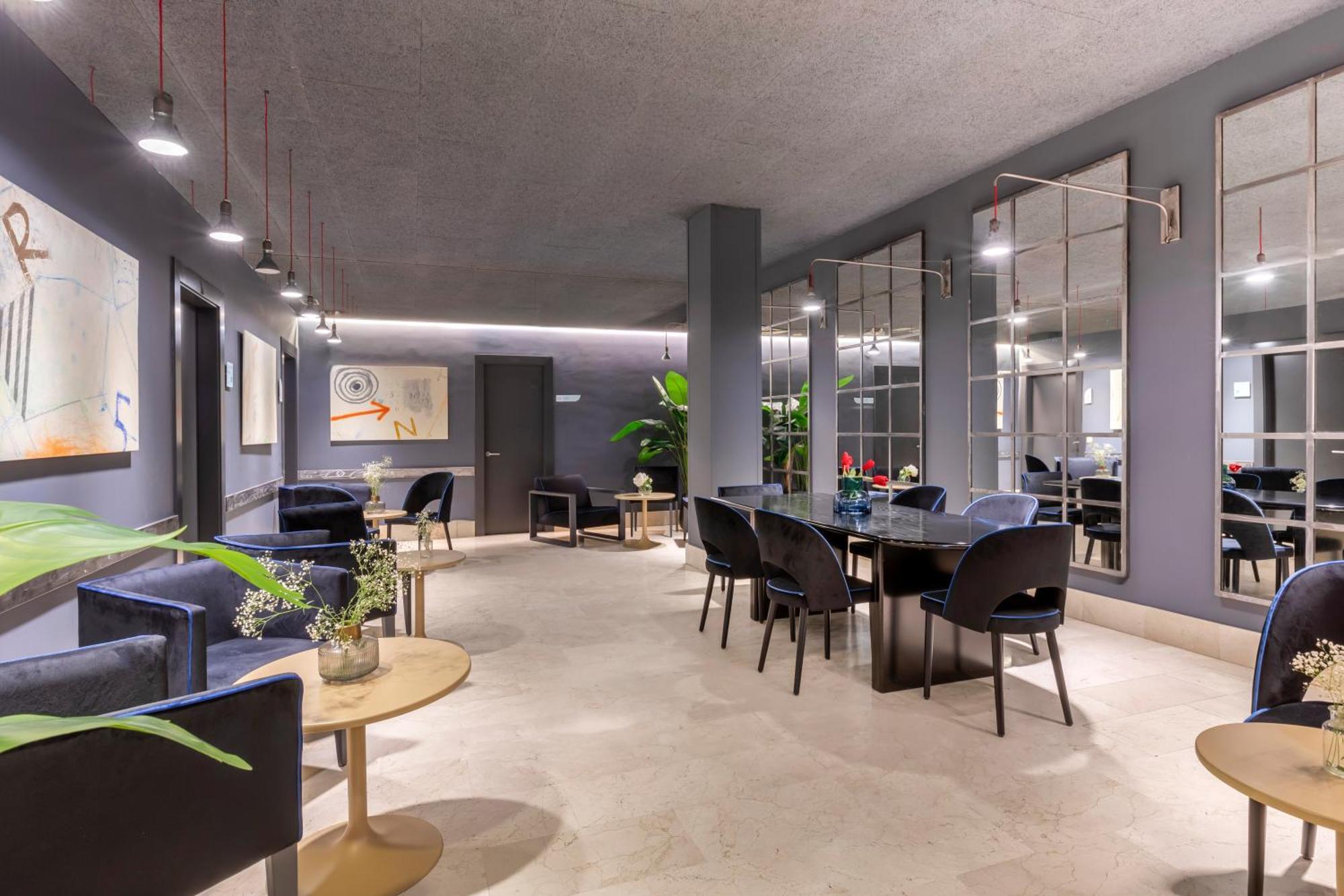 Hotel Pamplona Plaza Kültér fotó