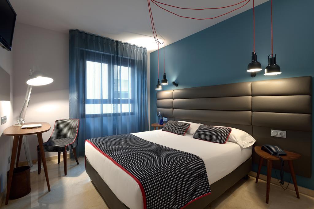 Hotel Pamplona Plaza Kültér fotó