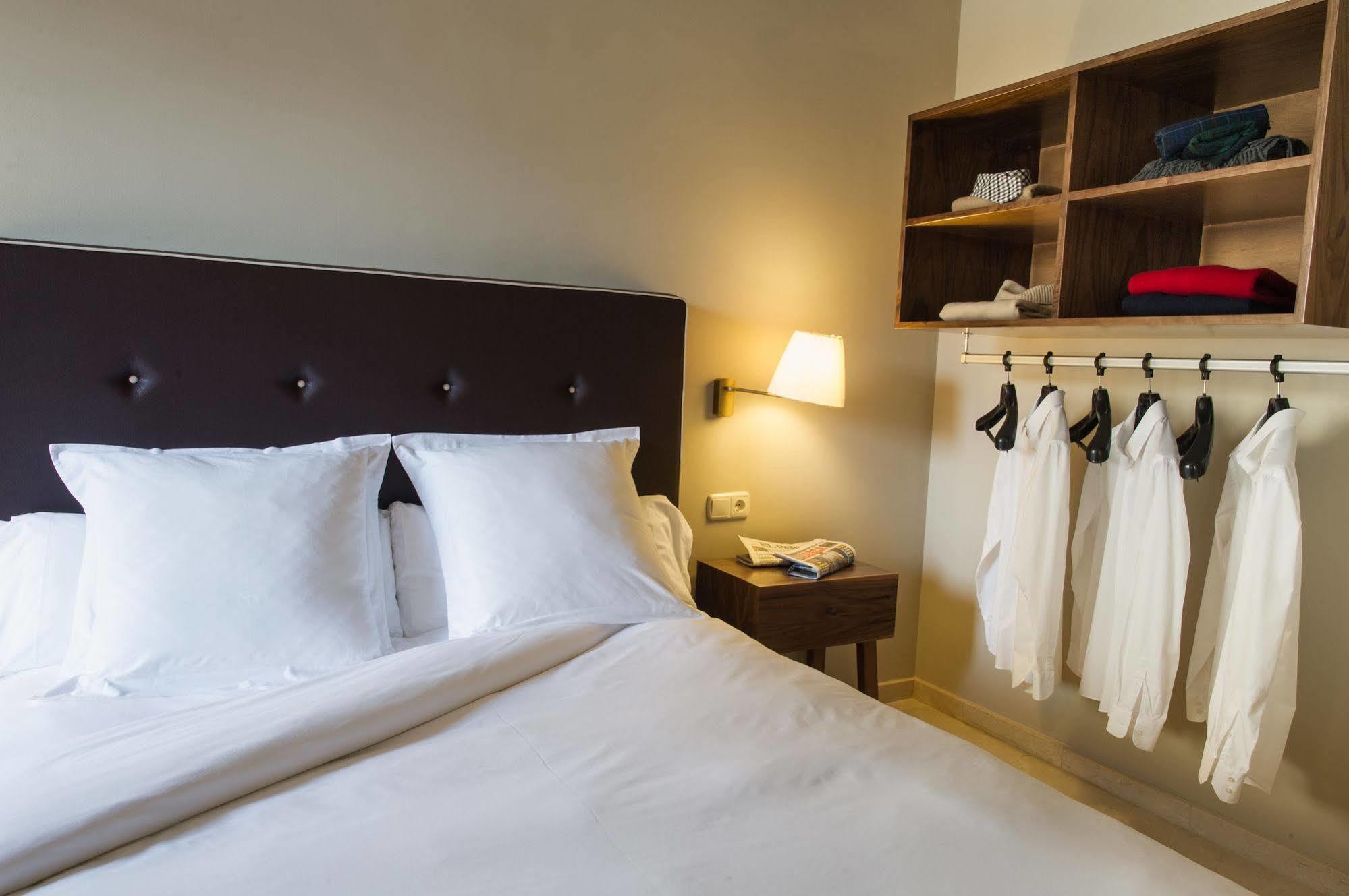 Hotel Pamplona Plaza Kültér fotó