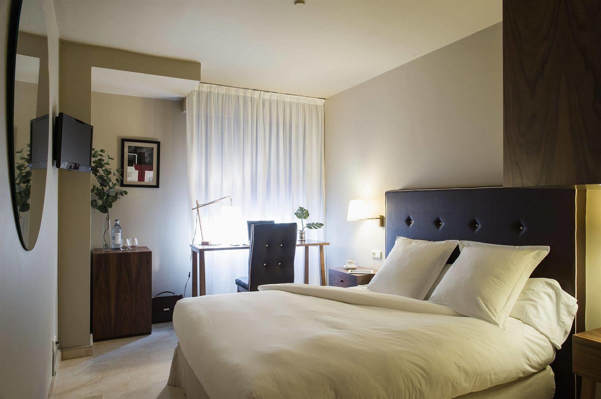 Hotel Pamplona Plaza Kültér fotó